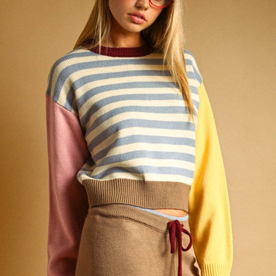STRIPE WITH MULTI COLOR KNIT TOP