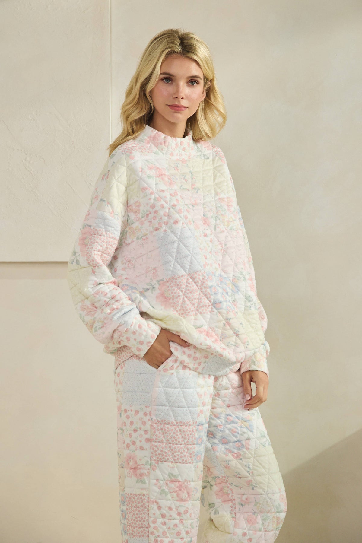 Floral textured lounge pants