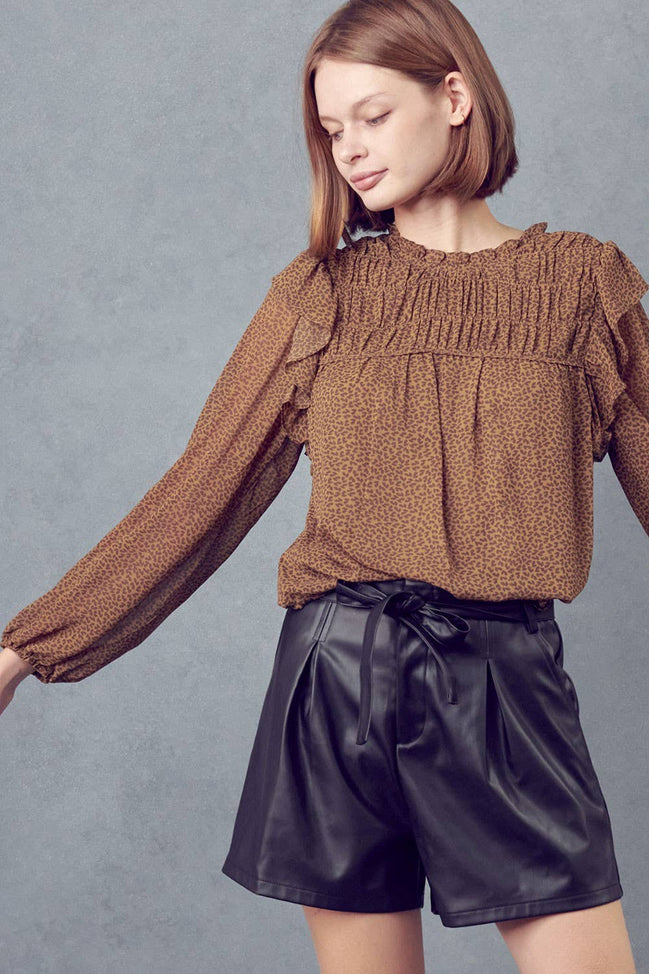 FAUX LEATHER PLEATED HIGH WAIST SHORTS