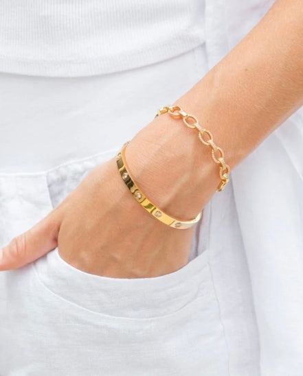 Cuff Bracelet (Gold)