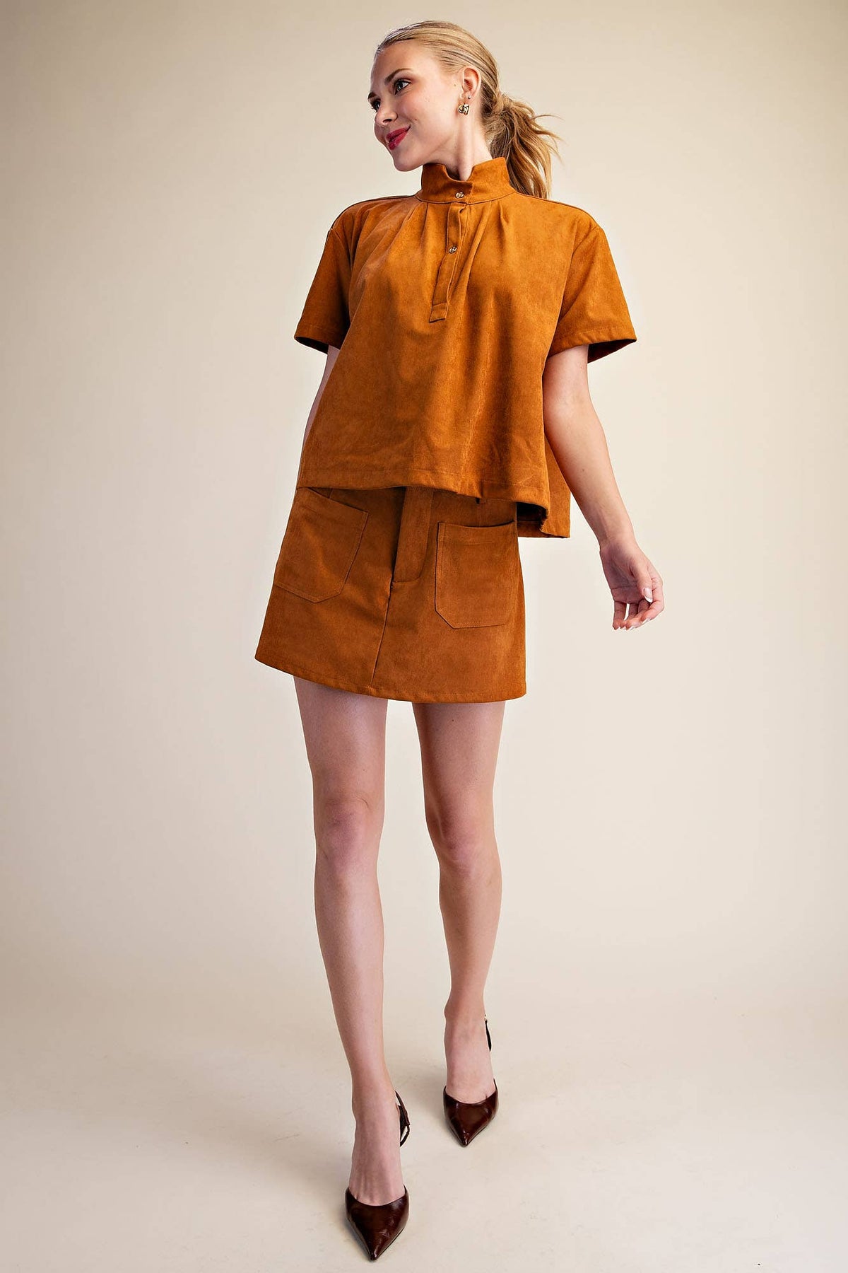 Stand Collar Suede Short Sleeve Shirt