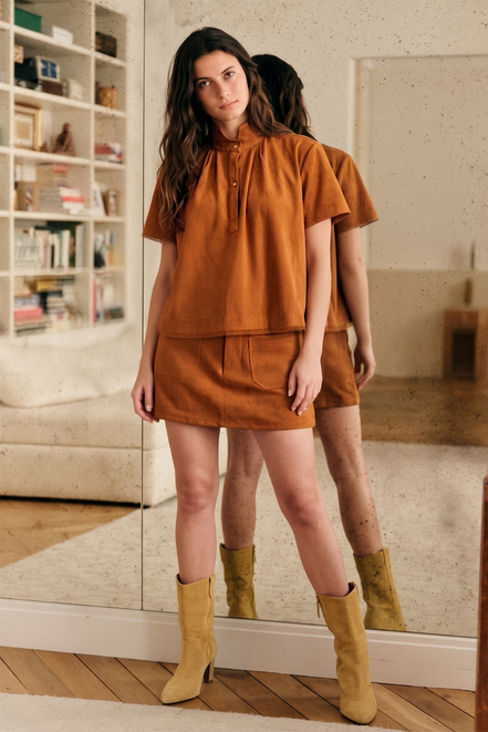 Stand Collar Suede Short Sleeve Shirt