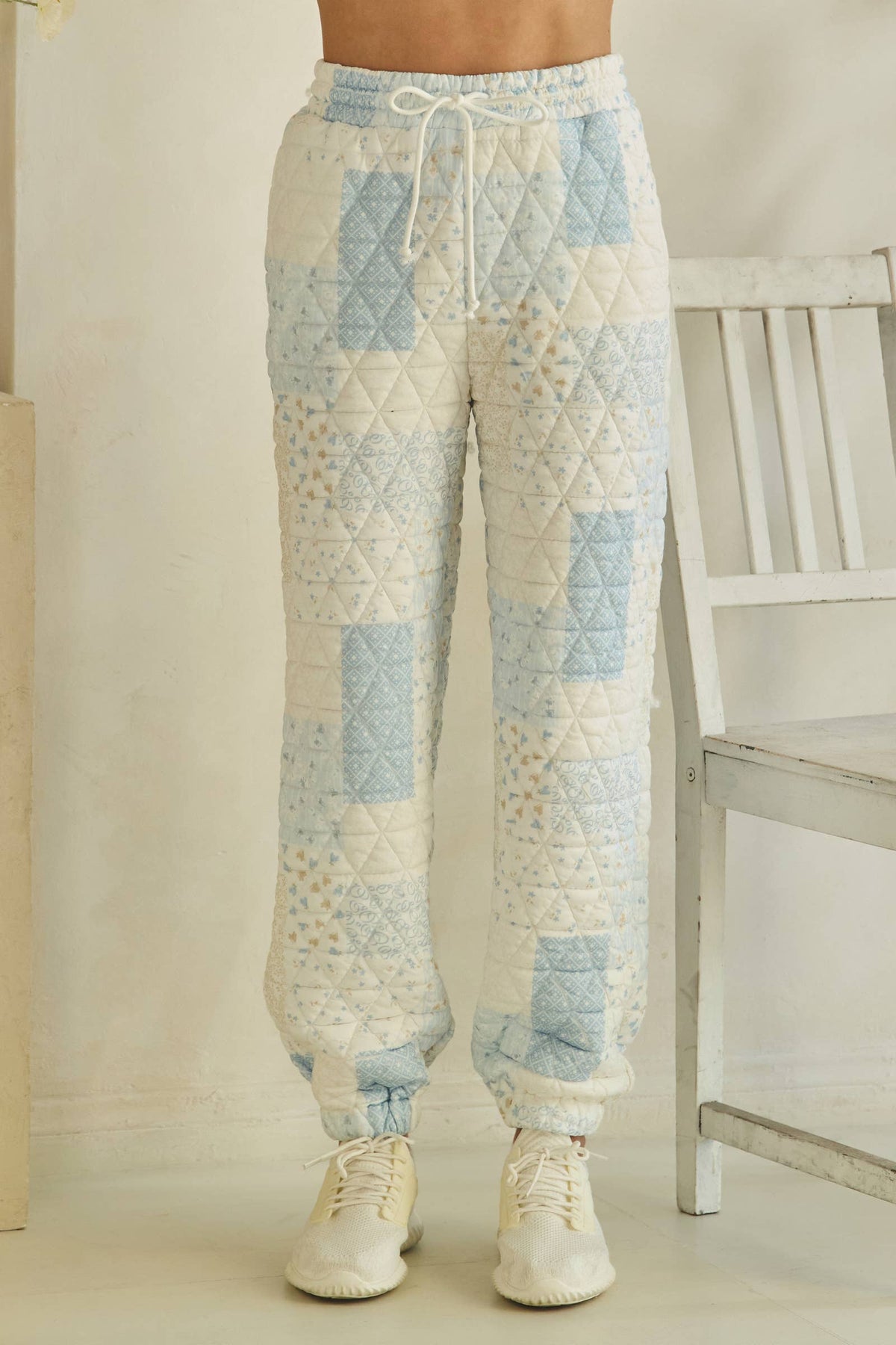 Floral textured lounge pants