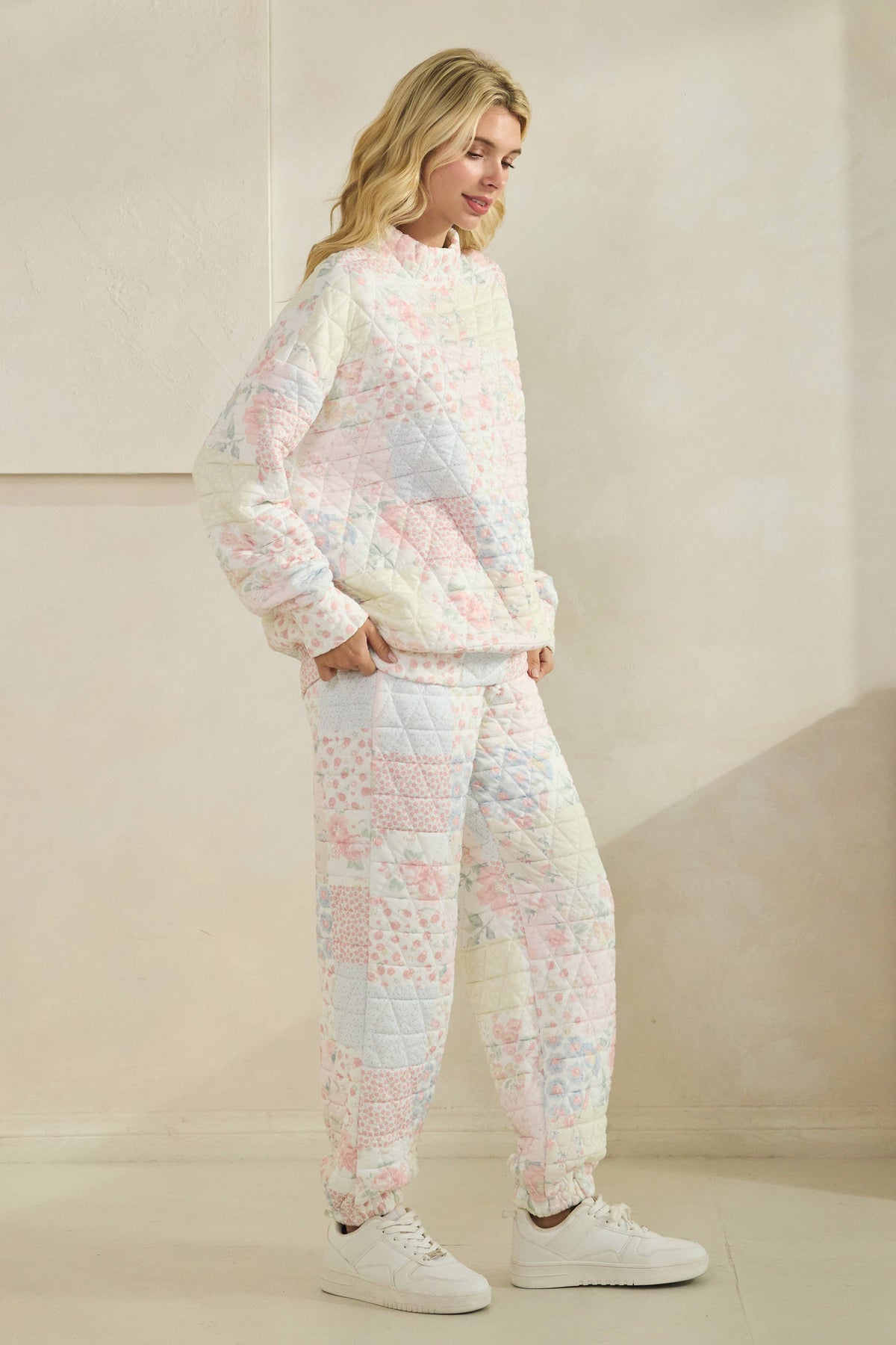 Floral textured lounge pants